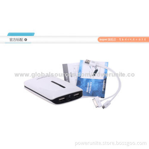 8,400mAh Universal Cellphone Battery Charger with Multifunction